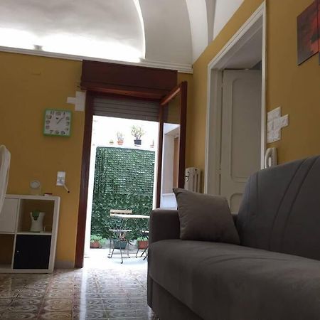 Appartamento A 10 Min A Piedi Dal Centro Storico Lecce Bagian luar foto